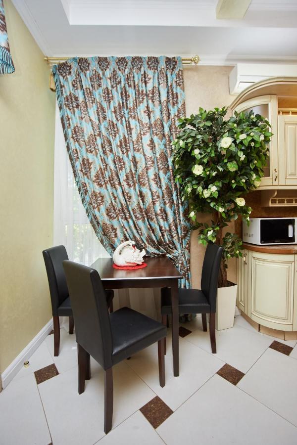 Terrace Garden Seaside Apartments Odessa Esterno foto